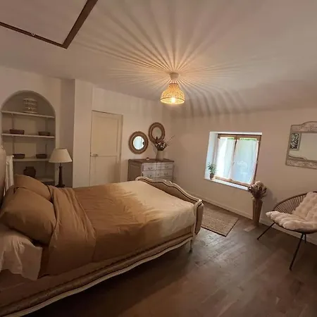 Jolie Maison Pleine De Charme